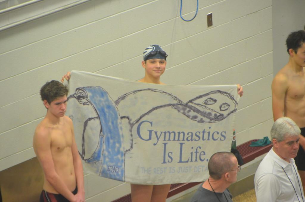 Former gymnasts make splash in pool