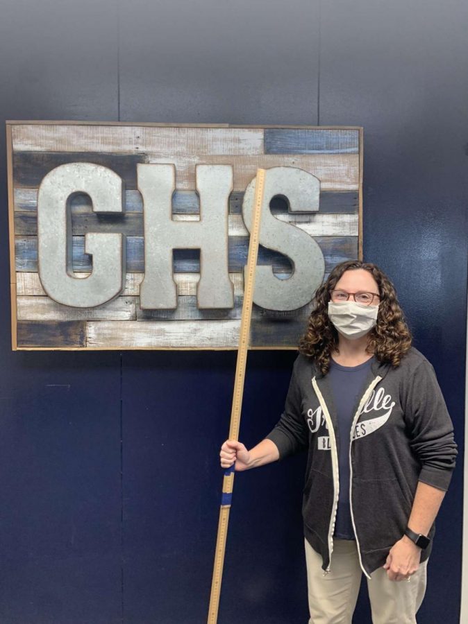 This is school Nurse Varrasso working on contact tracing. The quarantine stick is used to classify which students are within six feet of a student who has tested positive. “The two ways to escape quarantine are to wear a mask or be vaccinated” GHS Principle Durst said.