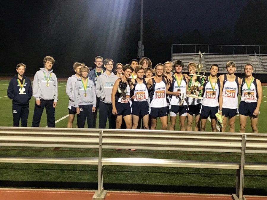 The boys cross country team celebrates their win in the Dublin Jerome Green Open.
Photo Source: Acesdistance Twitter