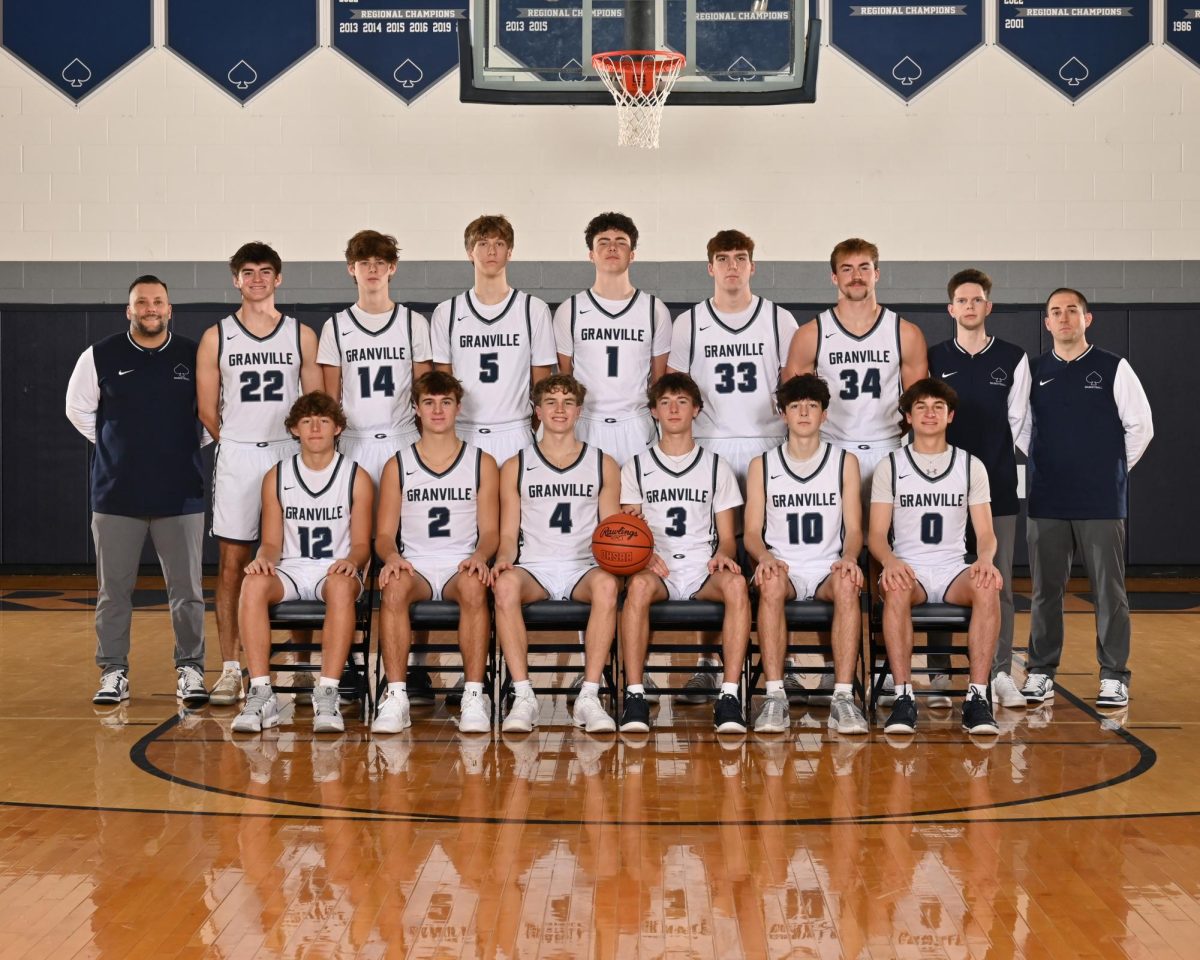 Boys Varsity Basketball Team
ROW 1: Landon Goss, Jakob Culver, Carson Murphy, Keegan Cross, Ryan Gossman, Charlie Wright
ROW 2: Coach Luke Gibson, Lane Hannahs, Patrick McCarthy, Caden Moore, Frankie Annarino, Cayden Strasser, Dylan Lane, Coach David Hall, Head Coach Chris Powell
